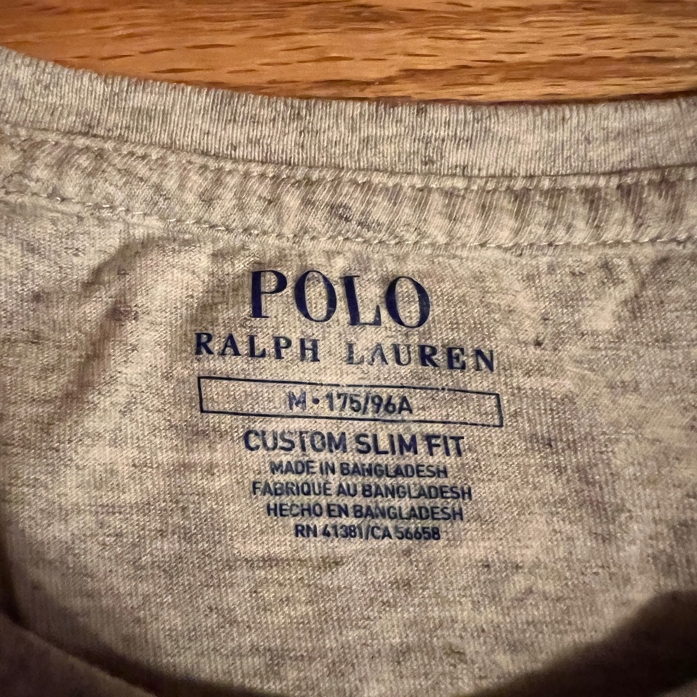 Polo t-shirt - Picture 3 of 3